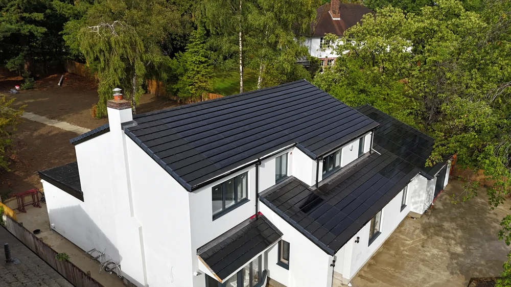 Integrated anthracite SolarTyle roofs on the contemporary Pinner home