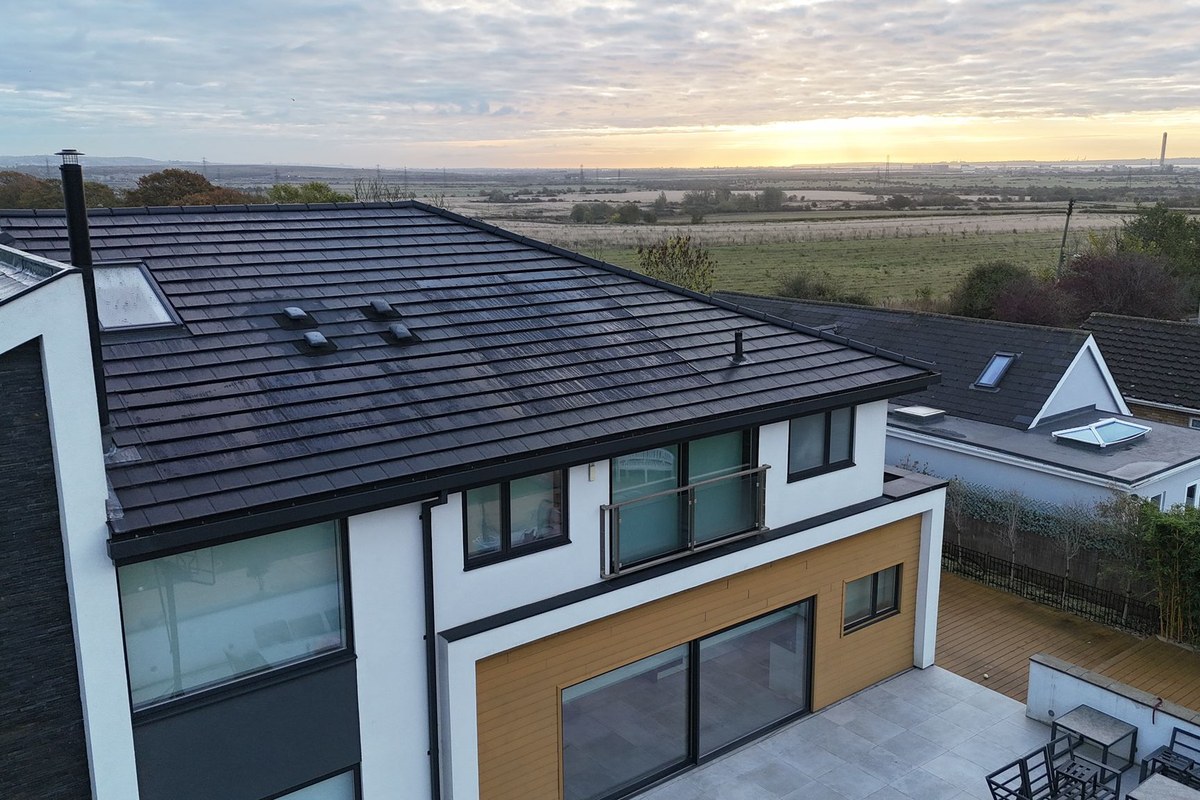 SolarTyle integrated solar roof at High Road, Fobbing